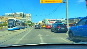Москва. поездка на машине в ТЦ Гагаринский