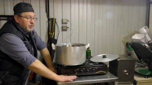 Наглядный эксперимент домашняя вареная грудинка маринованная с нитритной или поваренной солью