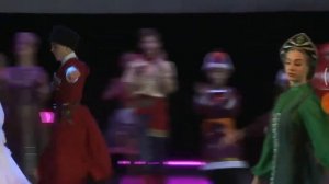 Финальный танец народов России