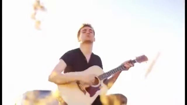 Круто на балалайке играет