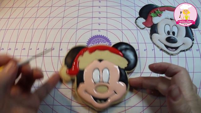 GALLETA DE MICKEY MOUSE NAVIDEÑO | NAVIDAD | ROYAL ICING | GALLETAS ALEGRA смотреть онлайн