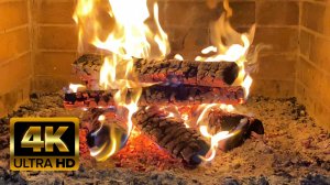 Камин , релакс  и треск березовых дров в костре.