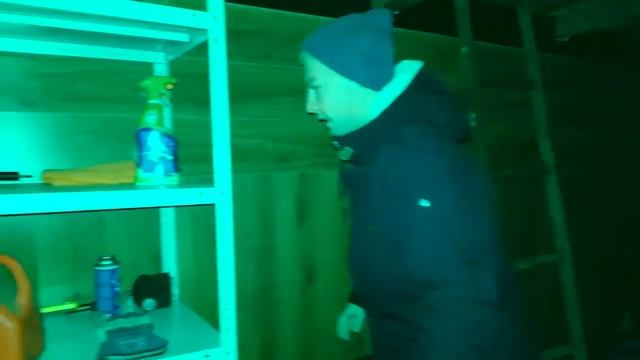 ОН СПАЛИЛ НАШ ДОМ / Я СЛЕЖУ 24 ЧАСА НОЧЬЮ ЗА ПАРНЕМ *вот это реакция на призраков в доме* смотреть онлайн