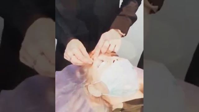 Ламинирование бровей - Салоны красоты "12 месяцев" смотреть онлайн