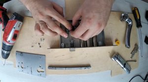 Ремонт замка входной двери. Заедает