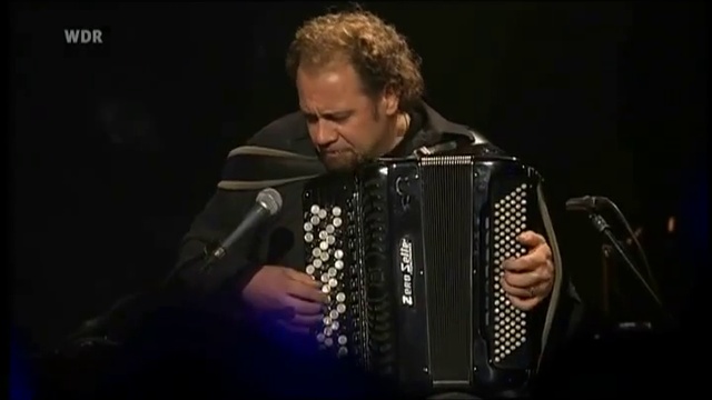 Al Di Meola&Fausto Beccalosi-Oblivion(Astor Piazzolla) смотреть онлайн