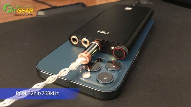 FiiO Q3 và iFi Hip Dac là hai chiếc DAC/AMP Portable được đánh giá tốt nhất trong năm 2021 смотреть онлайн