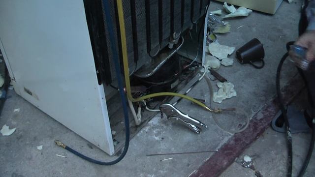 как я свариваю заправочный выход на r600 или пропане смотреть онлайн