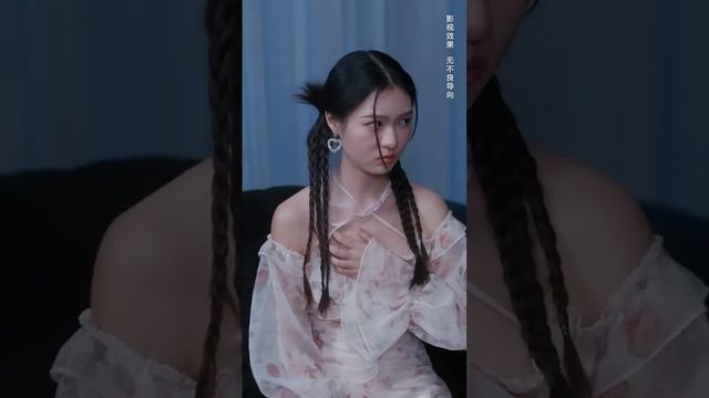 Bề ngoài họ là một cặp nhưng dần dần họ lại rơi vào bẫy tình của nhau. смотреть онлайн