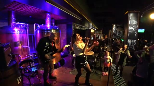 Jack London Cover Show in Brugge смотреть онлайн
