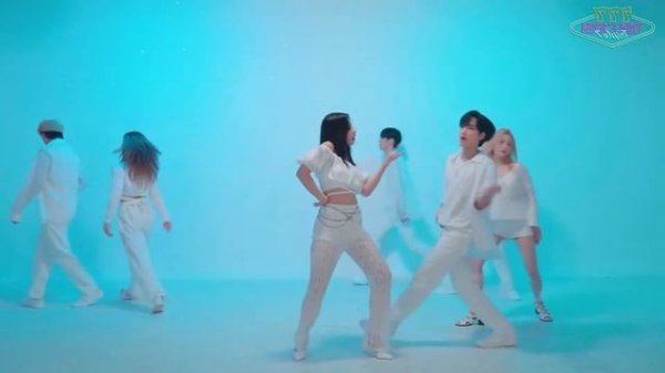 [Mirrored] 777 (TRIPLE SEVEN) - 'PRESENTE' DANCE PRACTICE 안무영상 | 트리플세븐