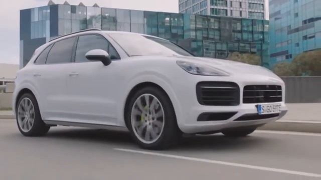 Porsche Cayenne E-Hybrid – Интерьер. Экстерьер и Привод. смотреть онлайн