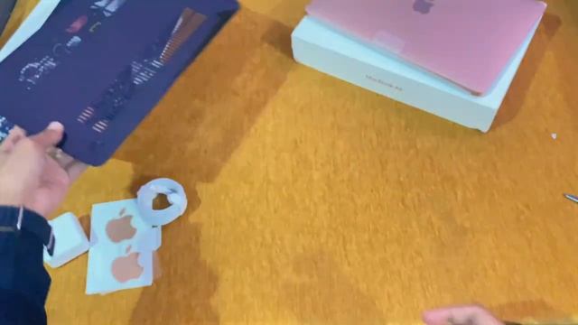 My First MacBook Air M1(Gold) Unboxing on 2023 смотреть онлайн