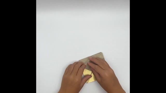 How to Make an Origami Butterfly! Intermediate level. Designed by Robert J. Lang. DIY смотреть онлайн