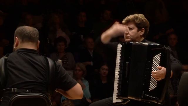 "Rm pa pa" Bete Ilin for duo accordions смотреть онлайн