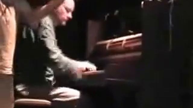 Graham Clark violin and Stephen Grew piano free improvisation смотреть онлайн