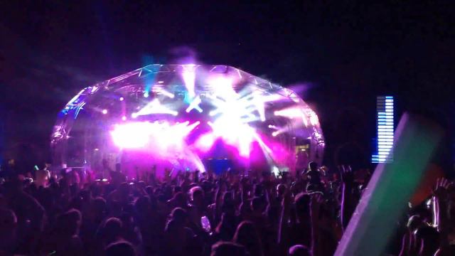 Porter Robinson Live @ Stereosonic Sydney 2012 - Language Finale смотреть онлайн
