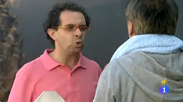La hora de José Mota Vecinos El incendio de la casa, La hora de José Mota RTVE es A la Carta смотреть онлайн