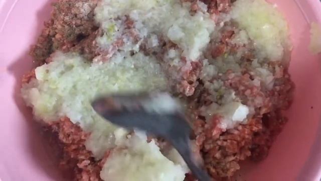 ЭКОНОМНЫЕ КОТЛЕТЫ смотреть онлайн