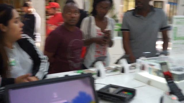 First Day At The Local Mall In USA For Kenya Airlift Students смотреть онлайн