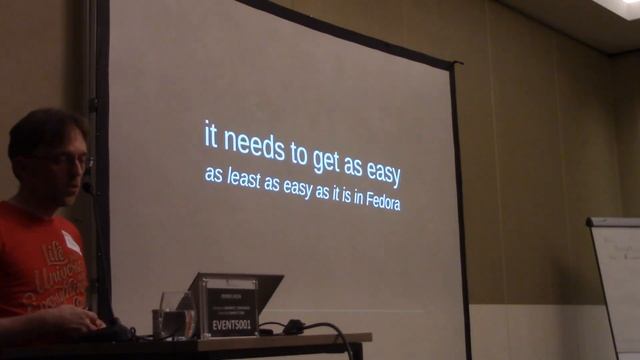Thorsten Leemhuis compares the suitability of various desktop Linux distros смотреть онлайн