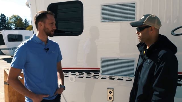 The PERFECT Small RV Travel Trailer Packed With Big Features -- InTech Sol Horizon! смотреть онлайн