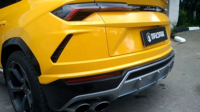 Lamborghini Urus смотреть онлайн