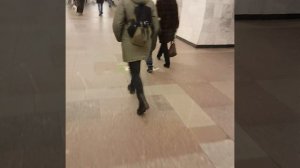 метро Чеховская -- выход в город по эскалатору 29 декабря 2018 г.