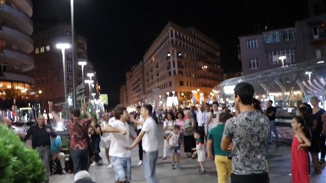 Армения ?? Часть 2. Вечерний Ереван: Каскад, Северный проспект и Поющие фонтаны. #Yerevan смотреть онлайн