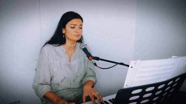 Елена Васева- авторская,,Протяни мне свою руку,, смотреть онлайн