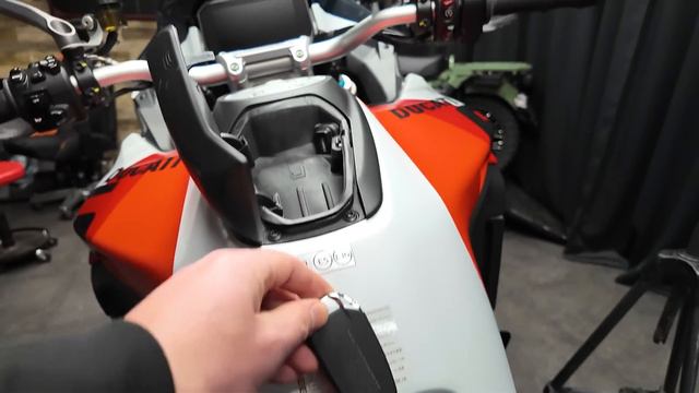 NEW Ducati Multistrada V4 RS REVIEW : All YOU Need To Know + WERA Tool Winners GiveAway смотреть онлайн