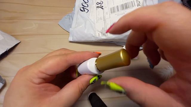 Завалявшееся видео с распаковкой маникюрных 💅 товаров. смотреть онлайн