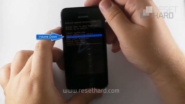 How To Hard Reset Huawei Ascend Y200 смотреть онлайн