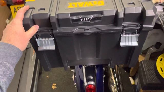 Honda Super Cub C125 Budget Top Box смотреть онлайн