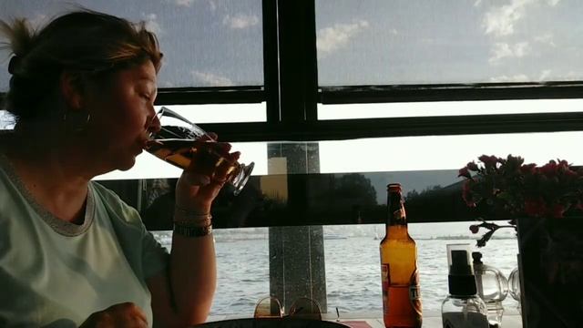 #влог?Отличный ресторан и очень вкусный ужин?Вечерняя прогулка по набережной?Дисциплина в Турции смотреть онлайн