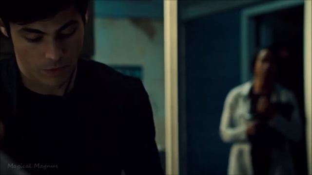 Shadowhunters 3x16 | Alec at Magnus' bedside смотреть онлайн