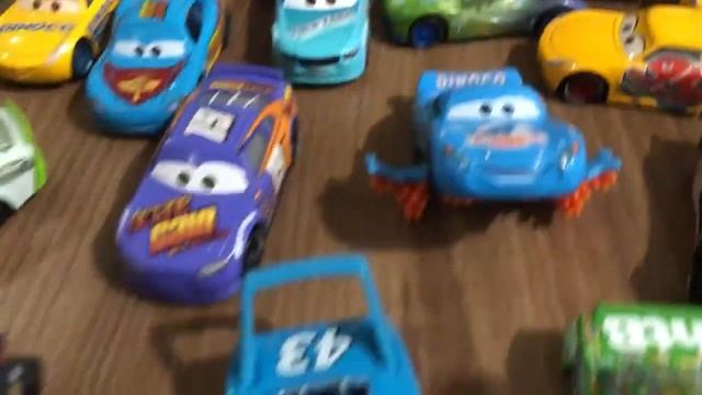 Металлическая Модель автомобиля Disney Pixar «Тачки 3» смотреть онлайн