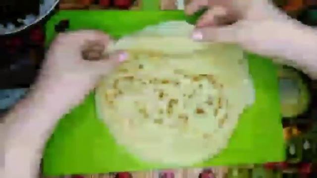 Такого пирога вы еще не пробовали!!!!!!!!! Внутри все самое вкусное!!!! Ммммм налетай смотреть)