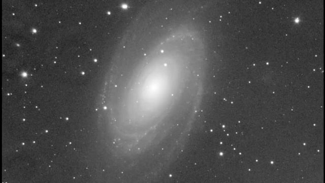 M81, individual frame (69 frame) смотреть онлайн