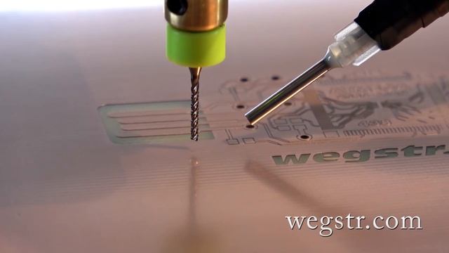 Double layer PCB prototyping 0.1 mm traces/spaces смотреть онлайн