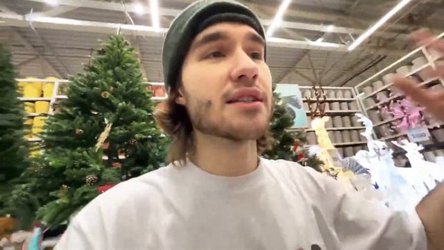 КОРЕШ РАССКАЗАЛ ПРО МЕСЯЧНЫЕ/К АКУЛИЧ ПРИСТАЁТ ДЕД смотреть онлайн