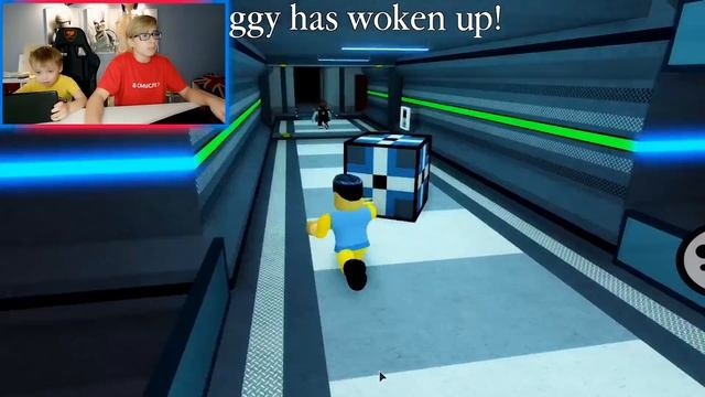 Новая часть PIGGY ROBLOX! Делаем концовку ПИГГИ РОБЛОКС 12! Мы семья на МЫ играем смотреть онлайн