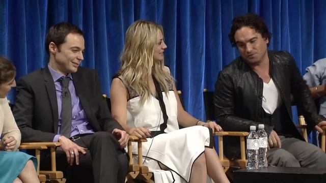 The Big Bang Theory - Kaley Cuoco on shooting a Flash Mob смотреть онлайн