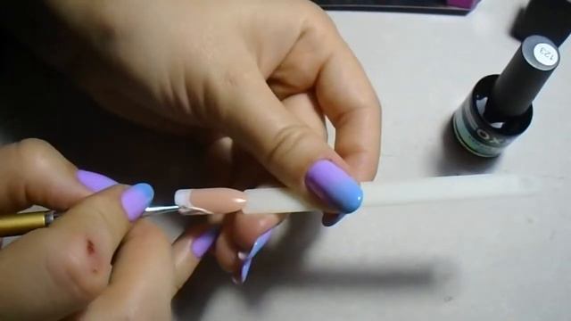 Рисуем французский маникюр