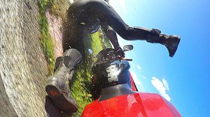 РАЗБИЛИ YAMAHA R6! ЗАРУБА GSXR750 vs 600RR vs R1! PilotZX6R ЧСВ.