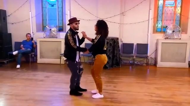 Kim Ramos and Geovanny Ricardo: Dame Tu Bachata Demo смотреть онлайн