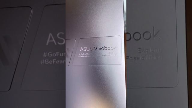 Распаковка ноутбук ASUS VIVOBOOK S смотреть онлайн