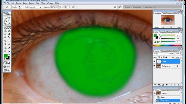 How to Change Eye Colour | Photoshop CS2 смотреть онлайн