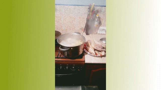 Табасаранский хинкал из бабочек, с курицей и сметаной. смотреть онлайн