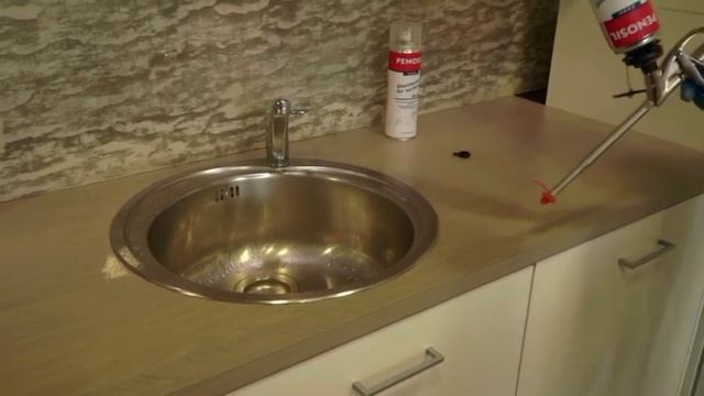 Sprayable disinfectant for surfaces смотреть онлайн